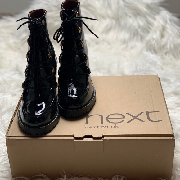 NEXT PLATFORM BOOTS 👢 - Picture 2 of 5